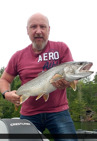 31" Lake Trout caught on Kakagi Lake