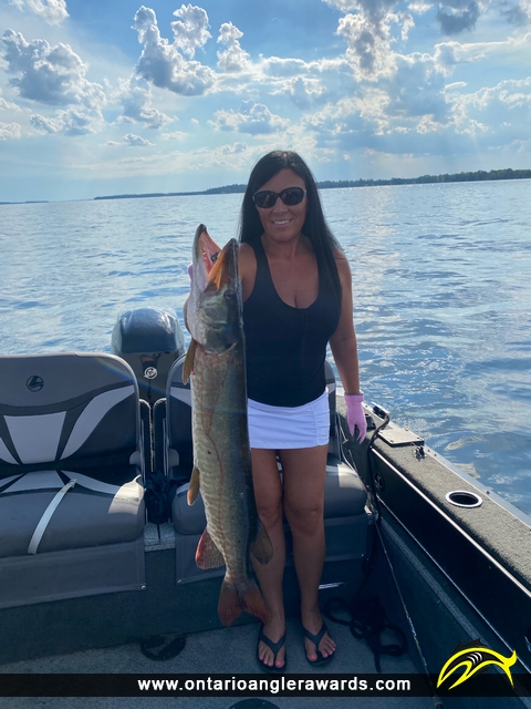 40" Muskie caught on Sturgeon Lake