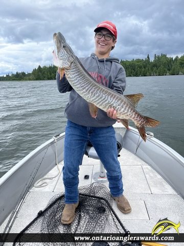 42.25" Muskie caught on Little Vermilion Lake