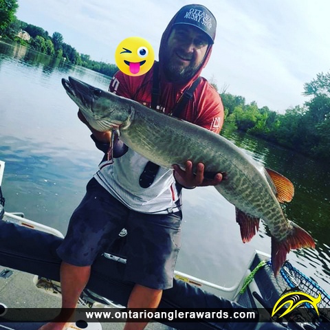 41" Muskie caught on Rideau River