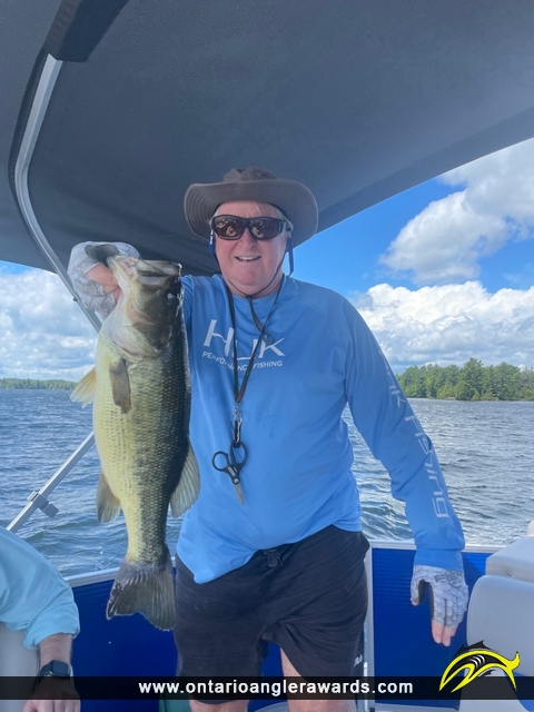 18" Largemouth Bass caught on Newboro Lake