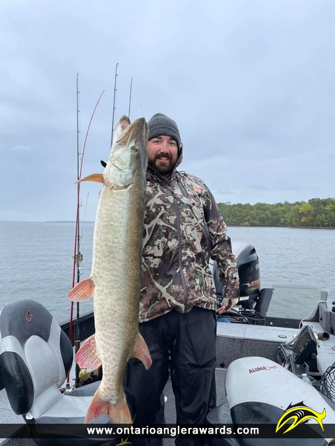 48.5" Muskie caught on Lake of the Woods