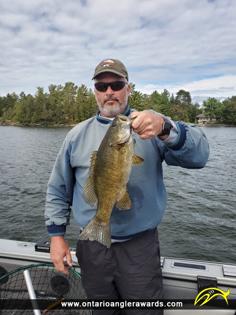 18.5" Smallmouth Bass caught on Lake Nipissing
