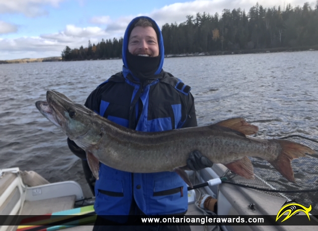 42" Muskie caught on Lake of the Woods