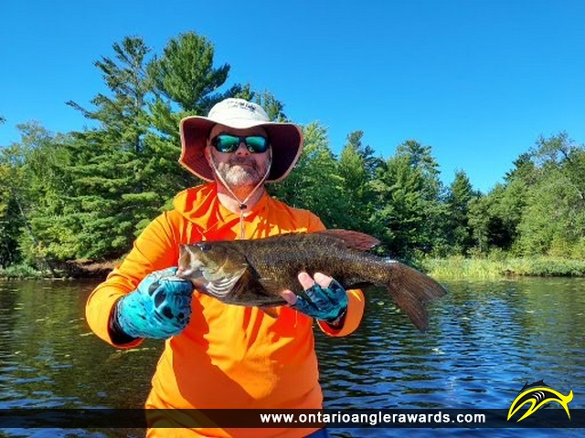 18" Smallmouth Bass caught on Namakan Lake