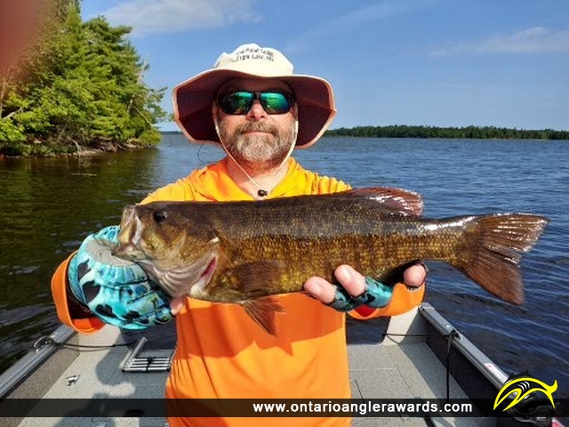 19" Smallmouth Bass caught on Namakan Lake