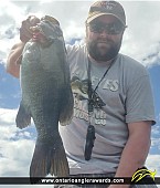 21" Smallmouth Bass caught on Lake Talon