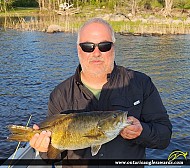20" Smallmouth Bass caught on Lake of the Woods
