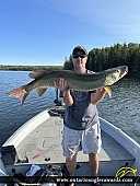 45.5" Muskie caught on Winnipeg River System 