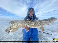 33" Northern Pike caught on Lake of the Woods