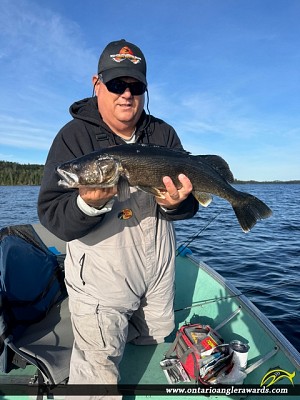 25" Walleye caught on Jubilee Lake