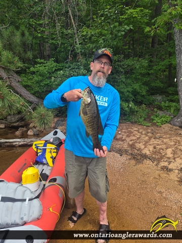 22" Smallmouth Bass caught on Round Lake