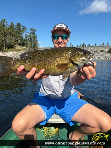 17.5" Smallmouth Bass caught on Lake of the Woods
