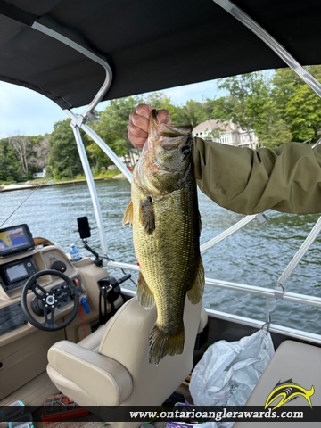 19.29" Largemouth Bass caught on Georgian Bay