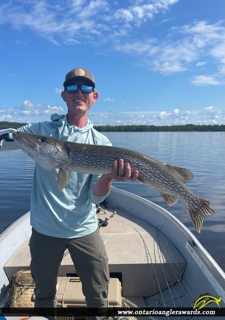 41" Northern Pike caught on Kabinakagami Lake