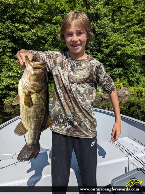 21" Largemouth Bass caught on Kahshe Lake 