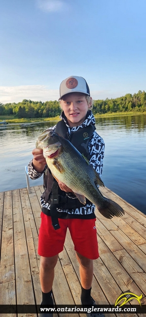 24" Largemouth Bass caught on Deer lake