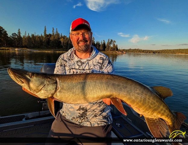 40" Muskie caught on Winnipeg River