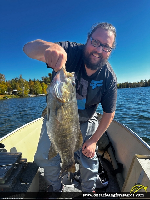 20" Smallmouth Bass caught on Gillies Lake