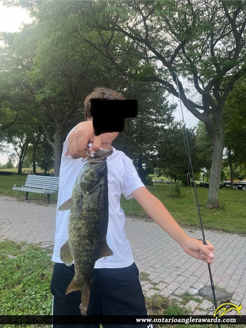 21" Smallmouth Bass caught on St. Clair River