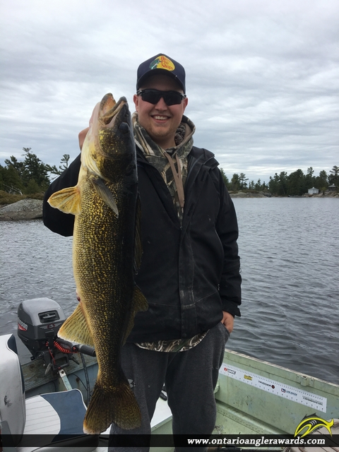 28" Walleye caught on Magnetawan river