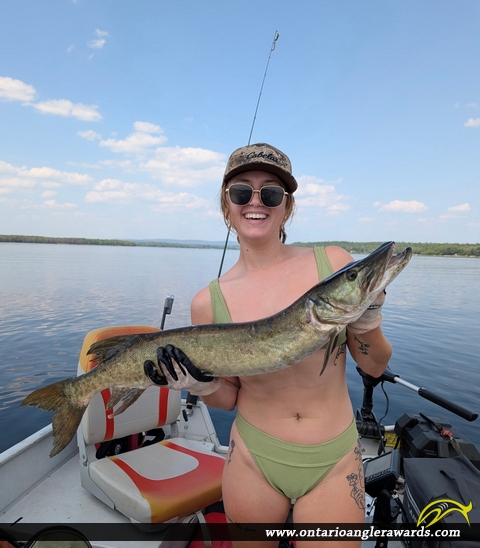 36" Muskie caught on Ottawa River