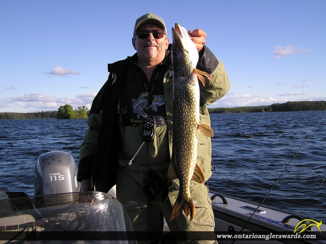 32" Northern Pike caught on Wawang Lake